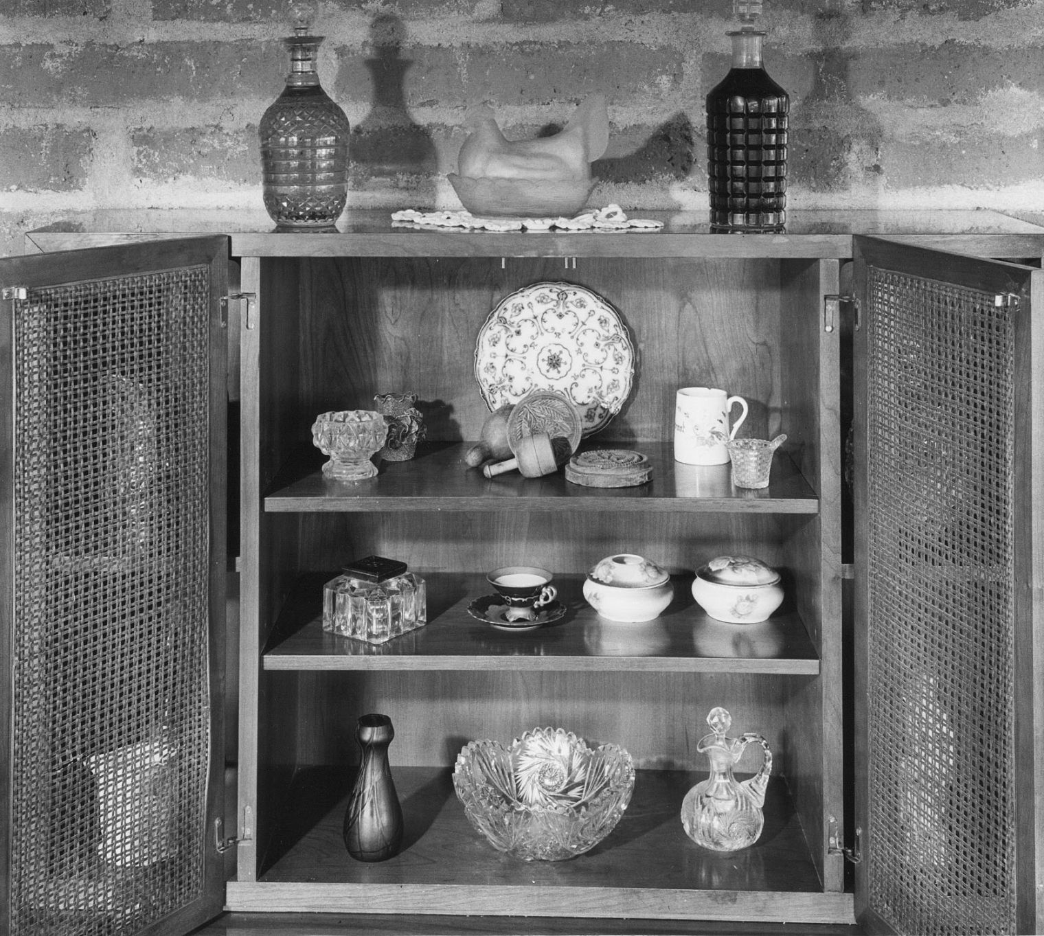 1963 Tucson home photos: A house filled with family heirlooms